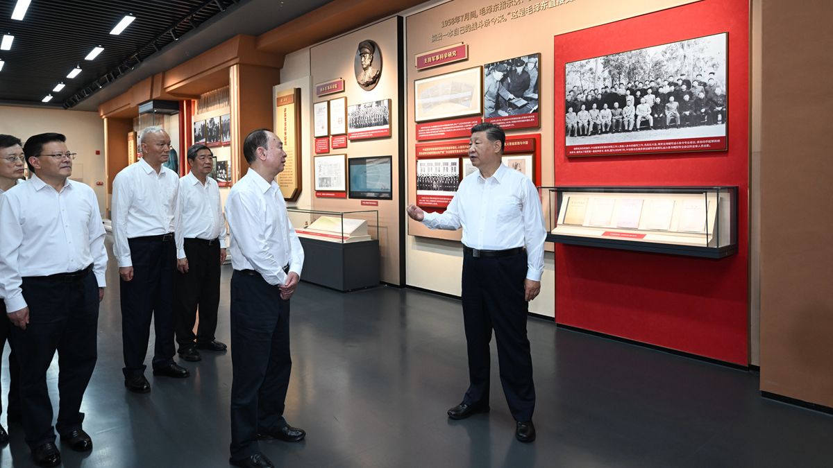 習近平在廣東省梅州市考察調研