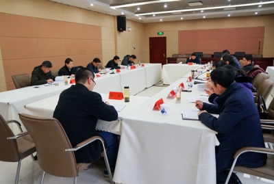 六安：围绕“深挖根治” 扎实推进扫黑除恶专项斗争工作