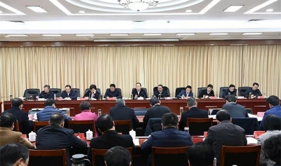 【“严强转”在行动】阜阳：市委理论学习中心组围绕整治形式主义官僚主义开展集中研讨