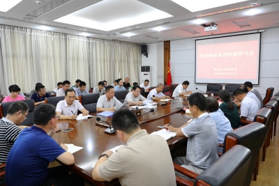 濉溪：学先进典型 不断自我净化 自我提升