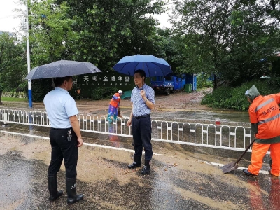 六安：市纪委监委闻“汛”而动 为防汛救灾提供坚强纪律保障