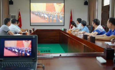 蚌埠：致敬抗疫英雄 弘扬抗疫精神