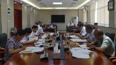 驻省民政厅纪检监察组：与省民政厅党组召开定期会商会