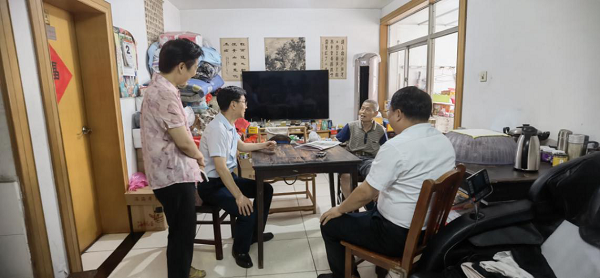 芜湖：炎炎夏日送清凉 丝丝关怀沁人心