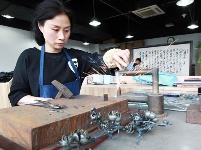 【镜头】锤笔铁墨绘丹青