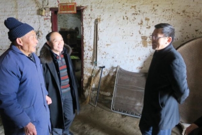 刘惠：齐心协力打赢精准脱贫攻坚战 