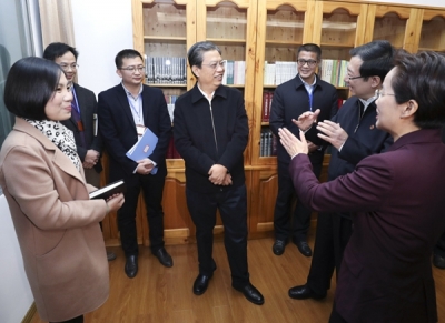 赵乐际在福建调研时强调  深入贯彻党的十九大精神谋划好明年工作 下大力气解决群众身边腐败和作风问题