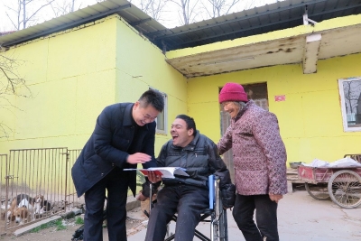 【镜头】脱贫攻坚 你我同行