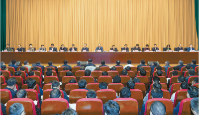深入学习贯彻习近平总书记扶贫开发重要战略思想 确保如期高质量完成全省脱贫攻坚年度目标任务