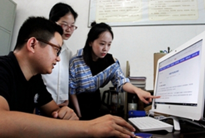 阜阳颍东：热议新修订的《中国共产党纪律处分条例》