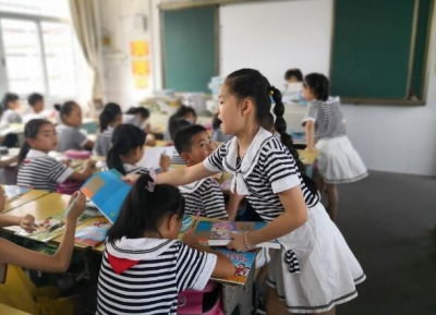 【镜头】金色九月  梦想起航