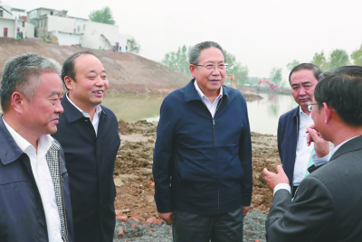 李锦斌深入亳州、阜阳两市调研“三大攻坚战”