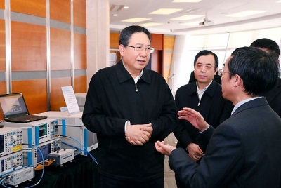 李锦斌:以"三严三实"作风推动经济社会发展和党的建设