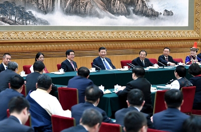 习近平：把全面从严治党要求贯穿脱贫攻坚全过程