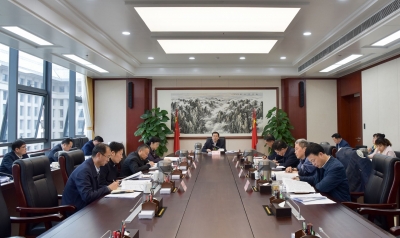 刘惠：提高政治站位　把扫黑除恶同反腐败结合起来