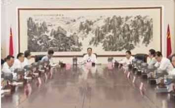 省委召开常委会扩大会议 李锦斌主持会议并讲话