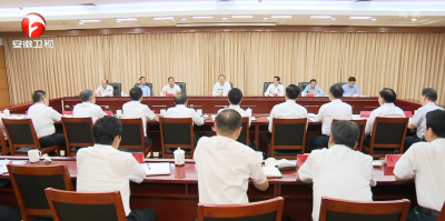 李锦斌在阜阳市调研时主持召开座谈会