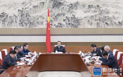 李克强主持召开中央应对新型冠状病毒感染肺炎疫情工作领导小组会议