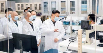 《求是》杂志发表习近平总书记重要文章《为打赢疫情防控阻击战提供强大科技支撑》