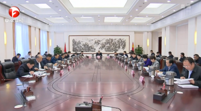 李锦斌主持召开省委理论学习中心组学习会议