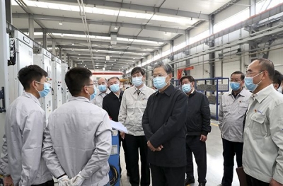 赵乐际在甘肃调研时强调 紧紧围绕统筹疫情防控和经济社会发展决策部署跟进监督保障落实