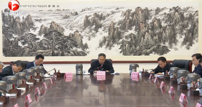 李锦斌主持召开省委常委会会议暨省疫情防控工作领导小组会议