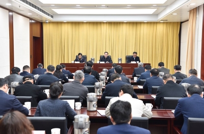 刘惠：  强化政治担当 以更严作风更实举措抓好各项工作