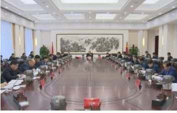 李锦斌主持召开省委常委会会议暨省委理论学习中心组学习会议