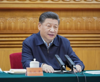 习近平主持专家学者座谈会强调 构建起强大的公共卫生体系  为维护人民健康提供有力保障
