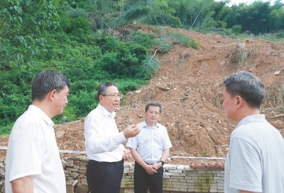 李锦斌赴六安安庆督导检查防汛救灾长江禁渔等工作