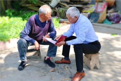镜头 | 信访举报宣传下基层
