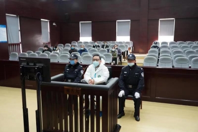 灵璧县原县长曾超一审获刑8年