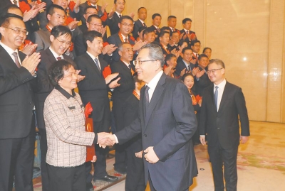 学习好宣传好贯彻好习近平总书记重要讲话精神 弘扬伟大脱贫攻坚精神开启乡村全面振兴新征程