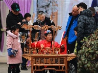 镜头 | 笑语盈盈辞旧岁 多彩民俗迎新春