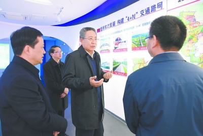 深入学习贯彻习近平总书记重要讲话和全国两会精神  把创新摆在核心位置推动长三角更高质量一体化发展