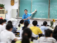 镜头 | 誓言诠释青春 无畏前行