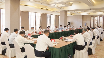 省纪委召开省辖市纪委书记南北片座谈会