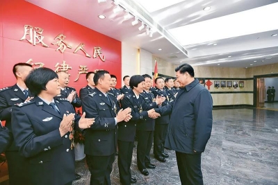 《求是》杂志发表习近平总书记重要文章《坚持走中国特色社会主义法治道路，更好推进中国特色社会主义法治体系建设》