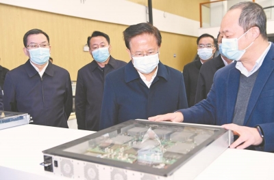 郑栅洁调研大科学装置规划建设并出席聚变堆园区交付启用仪式  建设高能级平台推动高效率转化 加快打造科技创新策源地