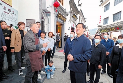 中共中央政治局常委、全国人大常委会委员长栗战书在安徽调研