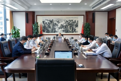 刘海泉主持召开省纪委常委会会议 以“时时放心不下”的责任感  推动筑牢安全防线