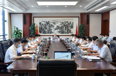 刘海泉在省纪委理论学习中心组学习会上强调 坚持底线思维 把维护国家安全摆在突出位置