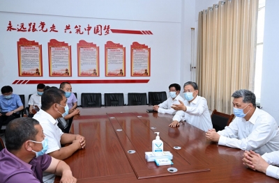 赵乐际在新疆调研时强调 推进政治监督具体化常态化 保障新时代党的治疆方略完整准确贯彻落实