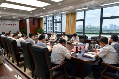 省纪委监委召开派驻（出）机构汇报会  更好发挥派驻“探头”作用 着力提升派驻监督质效