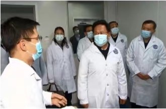 省委书记郑栅洁赴省疾病预防控制中心调研