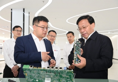 韩俊赴铜陵市、池州市调研经济社会发展情况