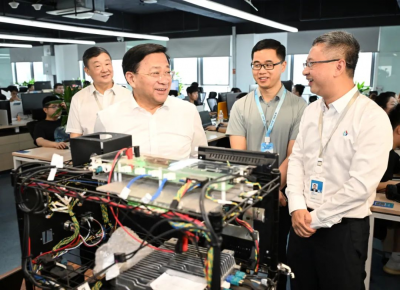 韩俊在合肥市调研有关产业链重点企业发展情况