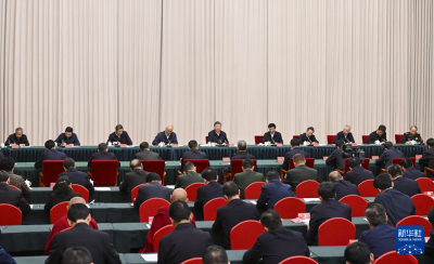 习近平：全面贯彻新时代党的治藏方略 努力建设团结富裕文明和谐美丽的社会主义现代化新西藏