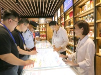 镜头 | 坚守节点纠治“四风”