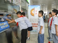 镜头|珍惜粮食  拒绝“剩”宴